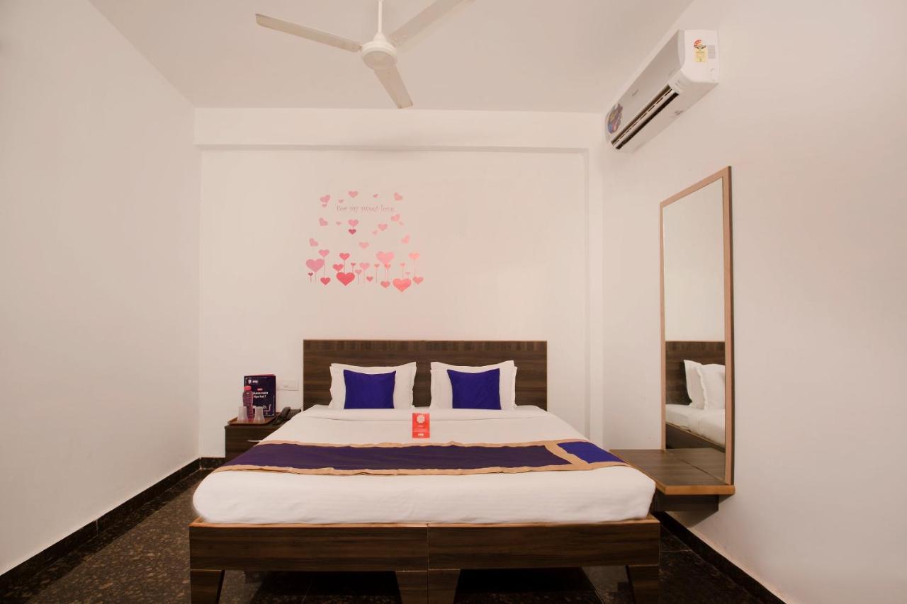 Oyo 9936 Elite Inn Hyderabad Exterior foto